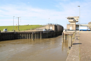 Schleuse am Meldorfer Hafen
